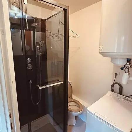 Le Franc Bourgeois Sedan